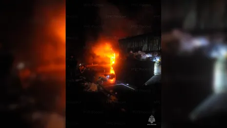 Во Владимирской области из-за пожара на складе эвакуировали 100 человек
