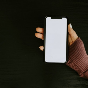 В Вязниках сотрудница магазина украла 30 телефонов и сдала их в ломбард