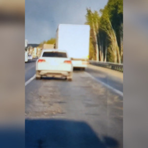 Автомобилисты пожаловались на ужасную дорогу под Владимиром