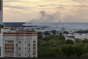 Два деревянных дома загорелись в центре Владимира