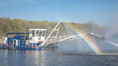 Реку Колпь во Владимирской области очищают с опережением графика