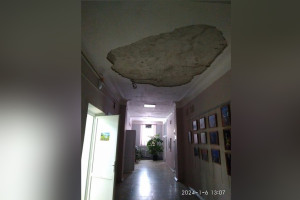 В Гусь-Хрустальном восстановили обвалившийся в школе искусств потолок