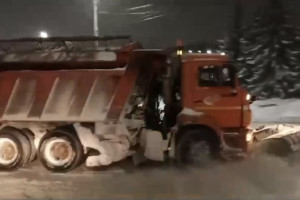 Владимирских водителей попросили временно убрать машины с 21 улицы