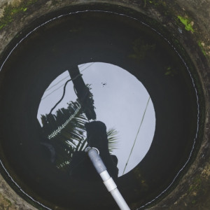 В Гусь-Хрустальном районе нашли труп мужчины в канаве