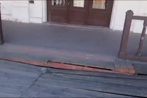 Жители Юрьев-Польского пожаловались на провалившееся благоустройство