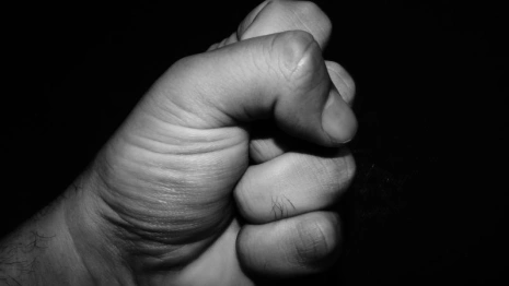 Владимирца осудили на 5 лет за избиение полицейских