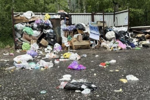 Компания «Биотехнологии» забила на вывоз мусора в Гороховце