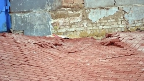 Жители Мурома возмутились криво уложенной плиткой