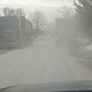 «Рискуем жизнью». Жители владимирского поселка пожаловались на отсутствие тротуаров