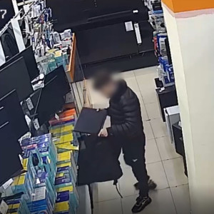 Во Владимире кража дорогих ноутбуков попала на видео