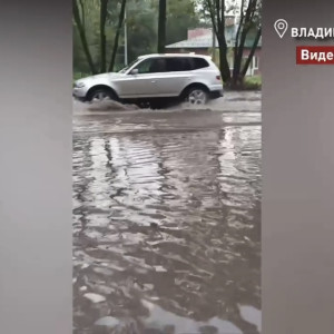 Во Владимире ливень в очередной раз парализовал город