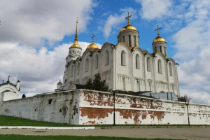 Во Владимире в 3-й раз начали поиск подрядчика для реставрации ограды Успенского собора
