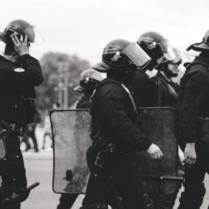 Во Владимирской области задержали криминального авторитета и его подельников