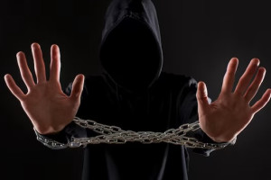 Во Владимире 20-летнего студента колледжа осудили на 3 года за мошенничество