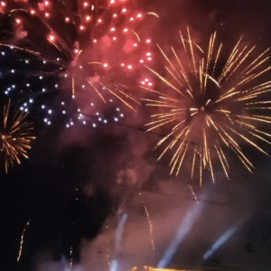 В День Победы небо над Владимиром украсил праздничный салют