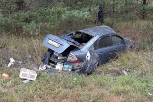 Под Александровом иномарка улетела в кювет: пострадали двое
