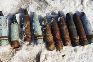 Владимирские силовики рассказали о найденных под мостом 11 артиллерийских снарядах