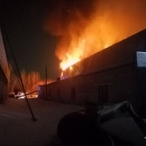 Во Владимире загоревшийся гаражный бокс тушили 12 часов