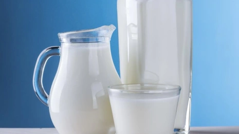 Диетолог Гинзбург назвал самые вредные для здоровья молочные продукты
