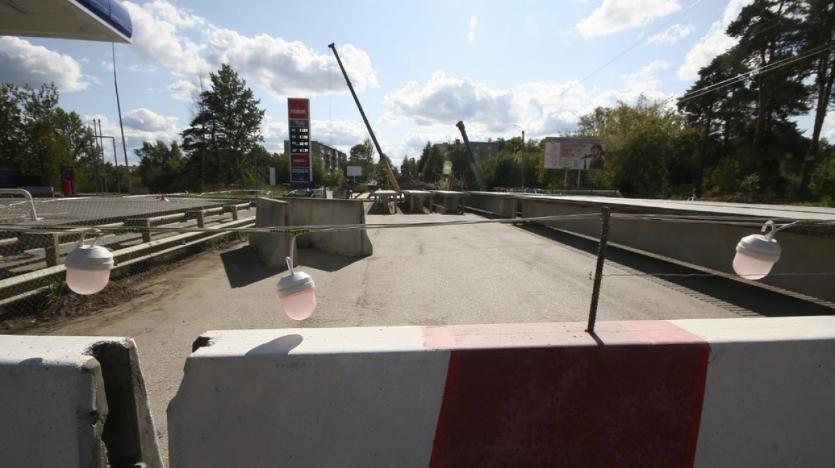 В Александрове ремонт аварийного моста завершат в декабре - День во ...