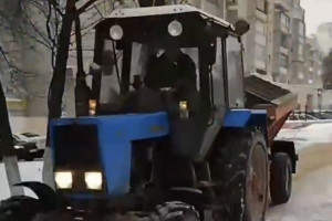 Владимирских водителей попросили убрать машины с 24 улиц