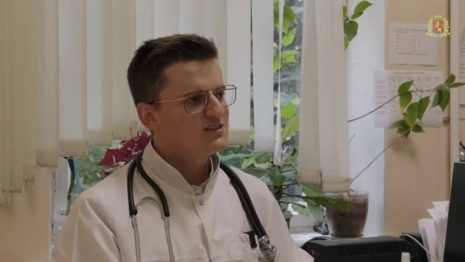 Врач из Владимира и кардиолог из Иваново спасли сразу четверых пассажиров в самолете