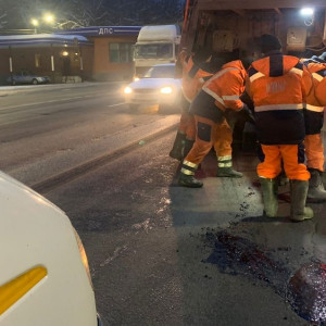 Во Владимирской области на ямы на федеральных трассах за неделю вылили 77 тонн асфальта