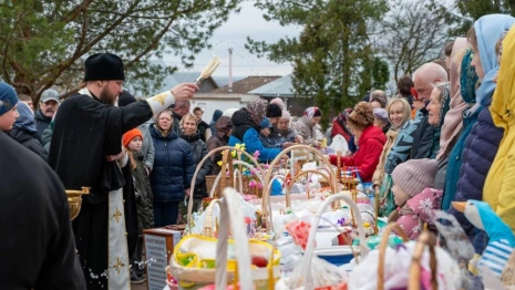 Благодатный огонь в Пасху привезут во Владимир к Золотым воротам