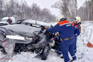 Пассажирка сломала ключицу после столкновения двух иномарок на трассе М-7 под Владимиром