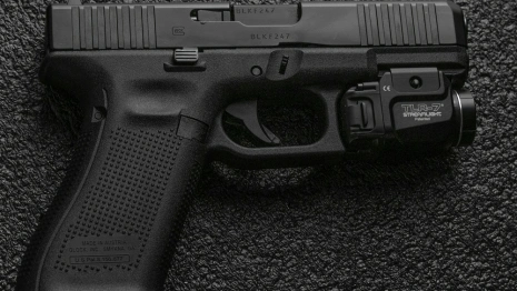 В Коврове мужчина выстрелил в полицейского и приставов из аэрозольного пистолета