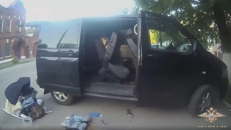 Во Владимирской области задержали перевозивших 8 кг героина мигрантов 