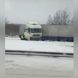 Под Петушками сложившаяся фура перекрыла трассу М-7 Волга 