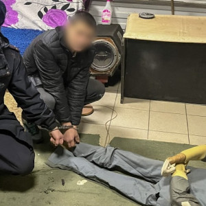 Житель Александрова вместе со знакомым взял человека в заложники и избил его