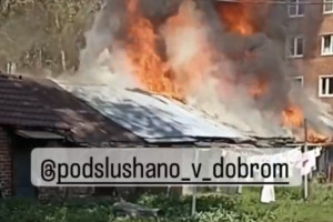 Во Владимире загорелись гаражи