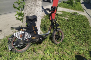 В Муроме 18-летний парень попал в больницу после падения с мопеда