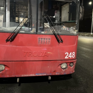 Во Владимире ночью загорелся троллейбус