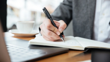 Владимирские депутаты поддержали приравнивание англицизмов к нецензурной брани
