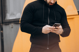 В соцсетях сообщили о заманивающих детей домой мигрантах из Владимира