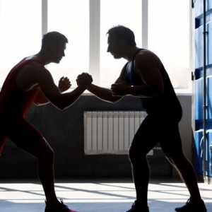 Владимирцев пригласили побороться «стенка на стенку» и подраться шапками