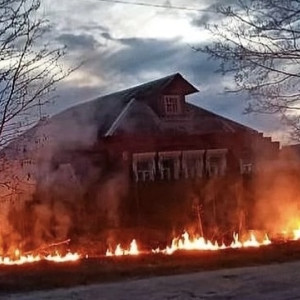 В Александрове хулиганы подожгли сухую траву