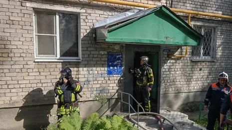 В Александрове на пожаре в многоэтажке эвакуировали 7 взрослых и 8 детей