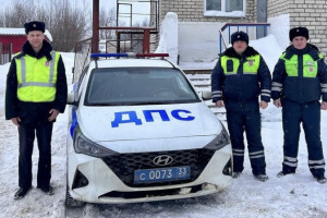 Владимирские сотрудники ГАИ помогли застрявшим в многочасовой пробке водителям