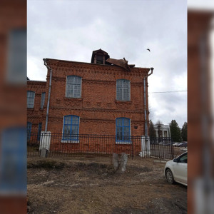 В Камешковском районе ветром сорвало крышу музея