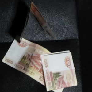 В Гусь-Хрустальном узбека арестовали за попытку дать взятку полицейскому