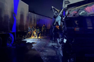 На М-7 в Вязниковском районе столкнулись 7 большегрузов