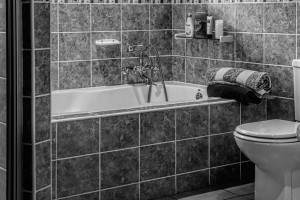 Во Владимире мужчина совершил суицид в ванной