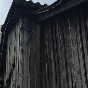 В Вязниковском районе людей оставили жить в аварийном доме 1940 года постройки