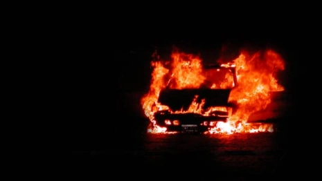 Во Владимирской области мужчина поджег машину полицейского