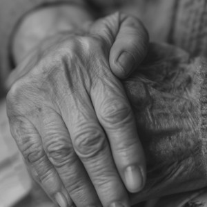 Во Владимирской области почтальон вместе с сожителем ограбили 91-летнюю бабушку