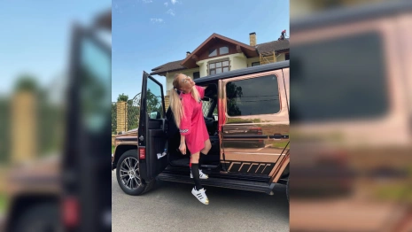 Во Владимир приехала известная блогер Карина Кросс